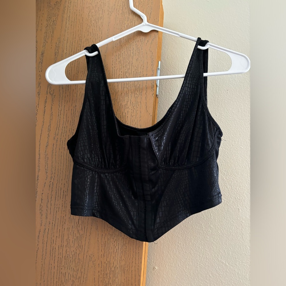 Black Snake Skin Patterned Crop Top